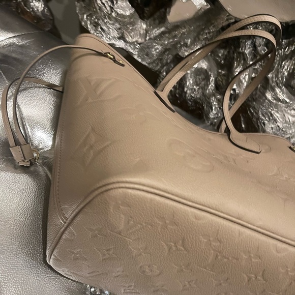Louis Vuitton Empreinte Neverfull Taupe - Picture 15 of 16